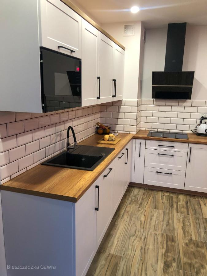 Apartament Caloroczny Bieszczadzka Gawra Устшики Долне Екстериор снимка