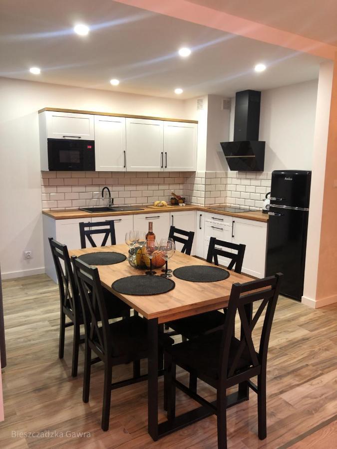 Apartament Caloroczny Bieszczadzka Gawra Устшики Долне Екстериор снимка